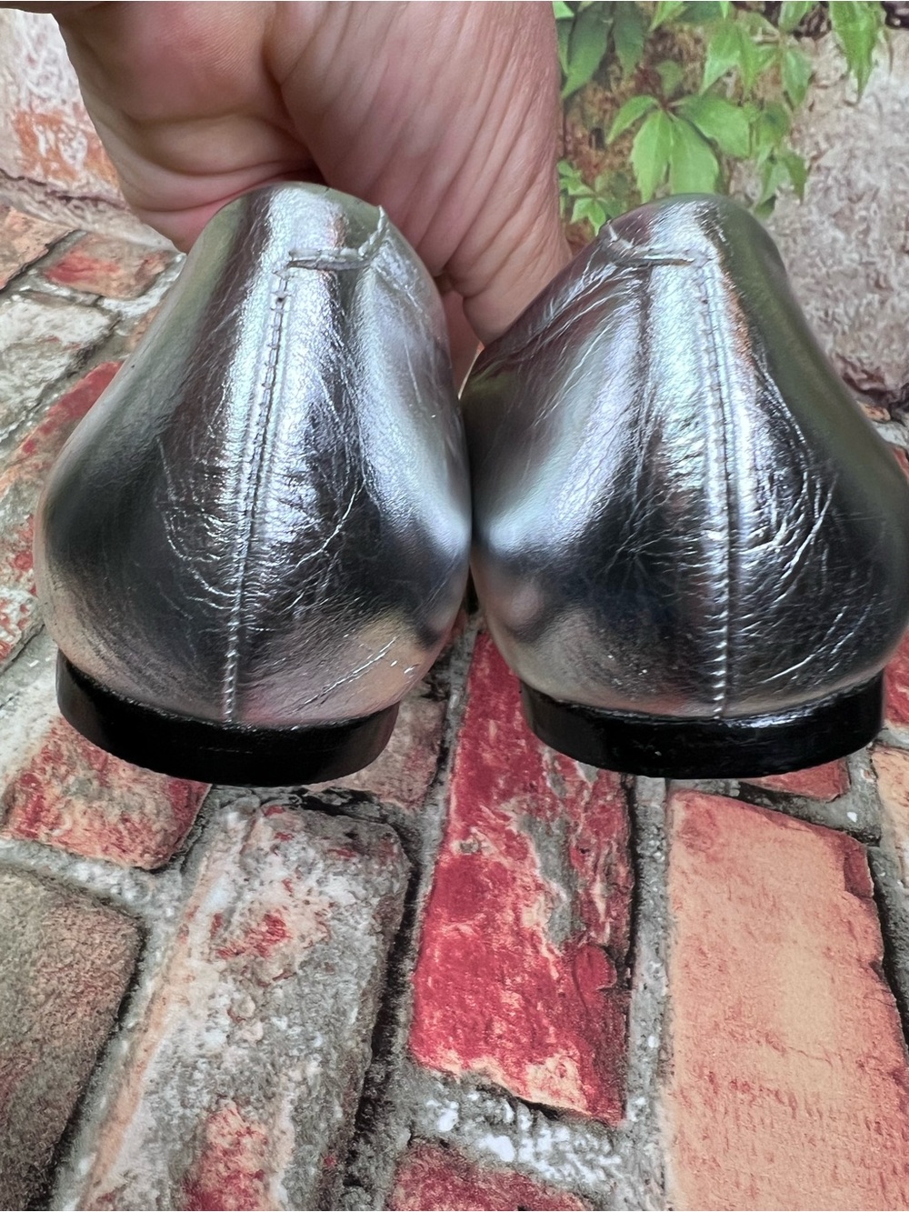 SHUTZ Quiet Luxury Silver Lyla Leather Pointed Toe Ballet Flat, 9 (runs large) - Picture 7 of 12